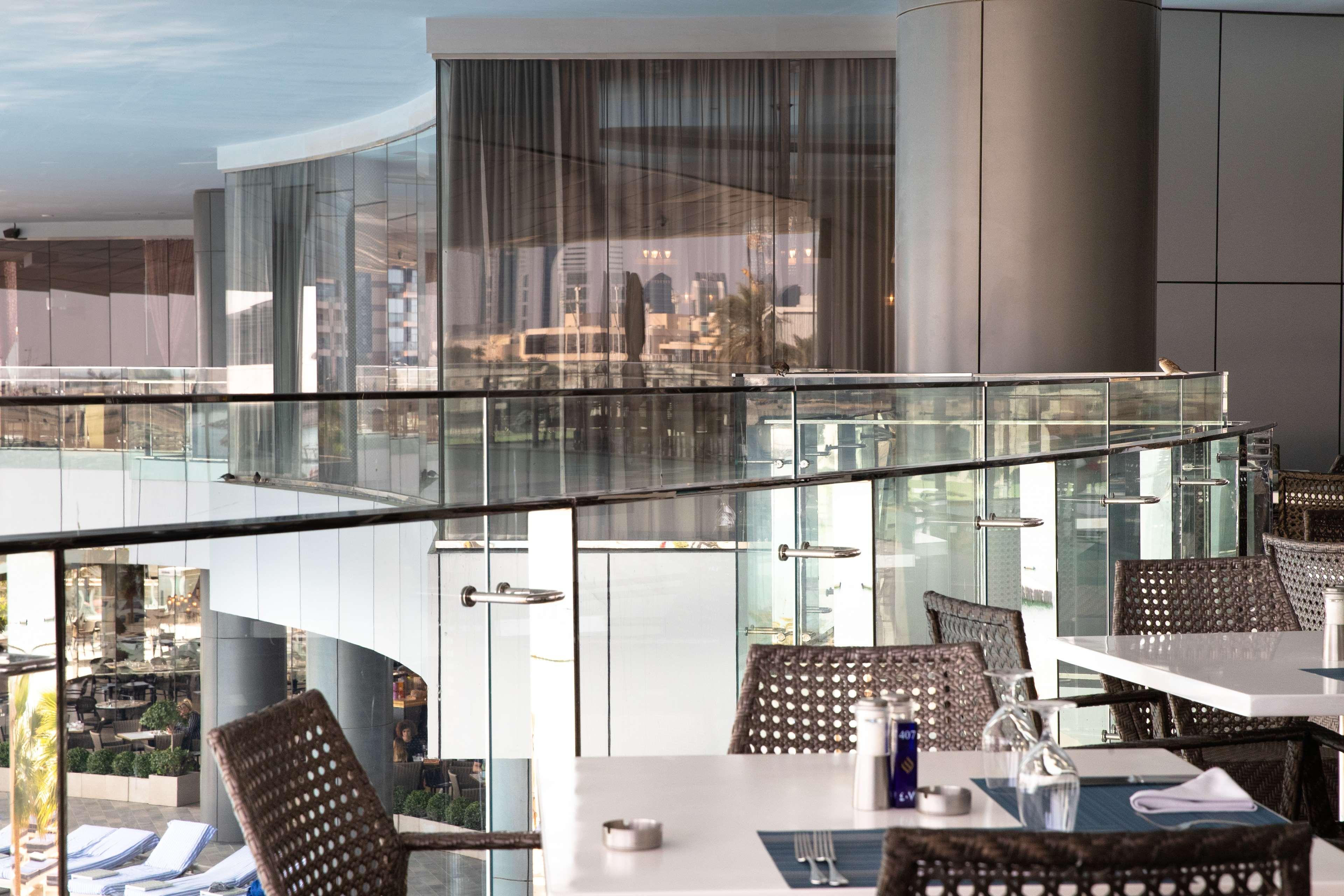 Hotel Conrad Abu Dhabi Etihad Towers Esterno foto The restaurant