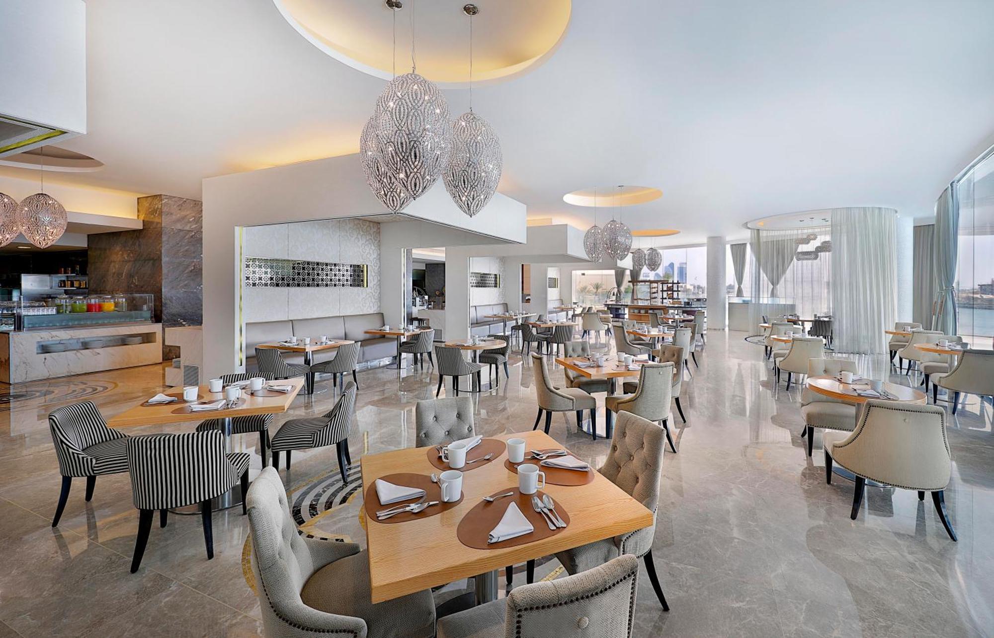 Hotel Conrad Abu Dhabi Etihad Towers Esterno foto The restaurant