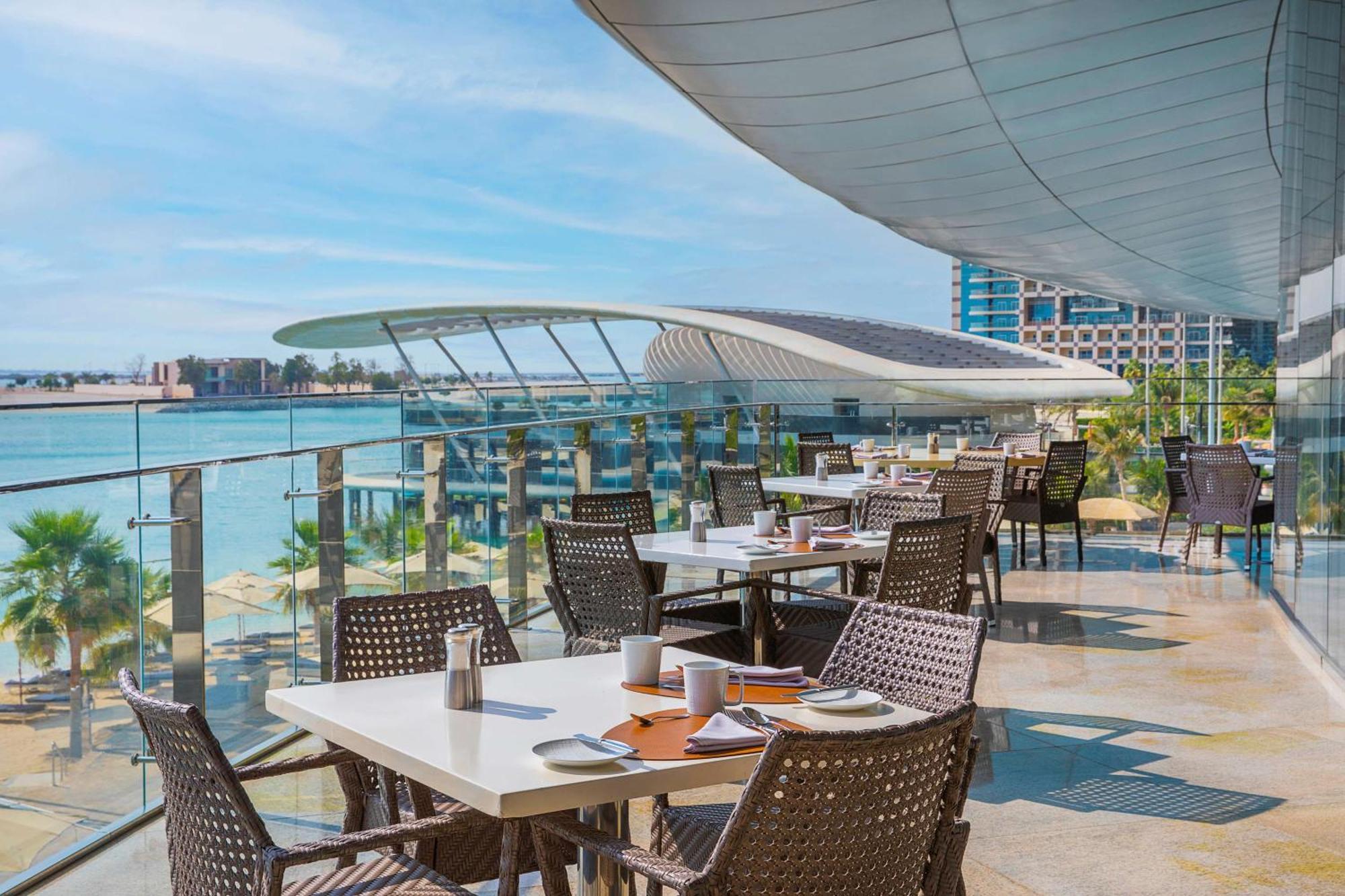 Hotel Conrad Abu Dhabi Etihad Towers Esterno foto The View